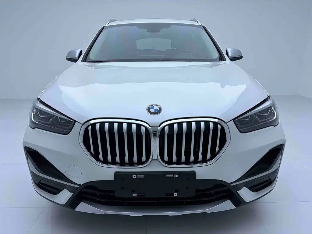 BMW X1 2022款 sDrive20Li 时尚型 купить на сайте DeffCars