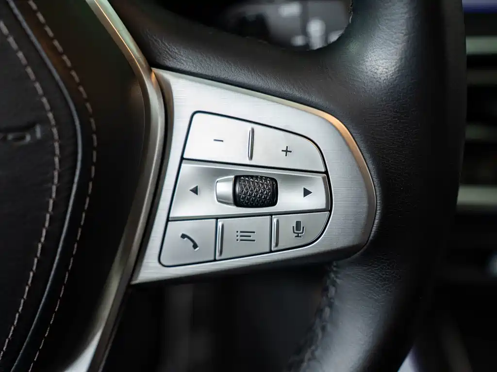 BMW X7 2020 xDrive40i Leading Luxury Package купить на сайте DeffCars