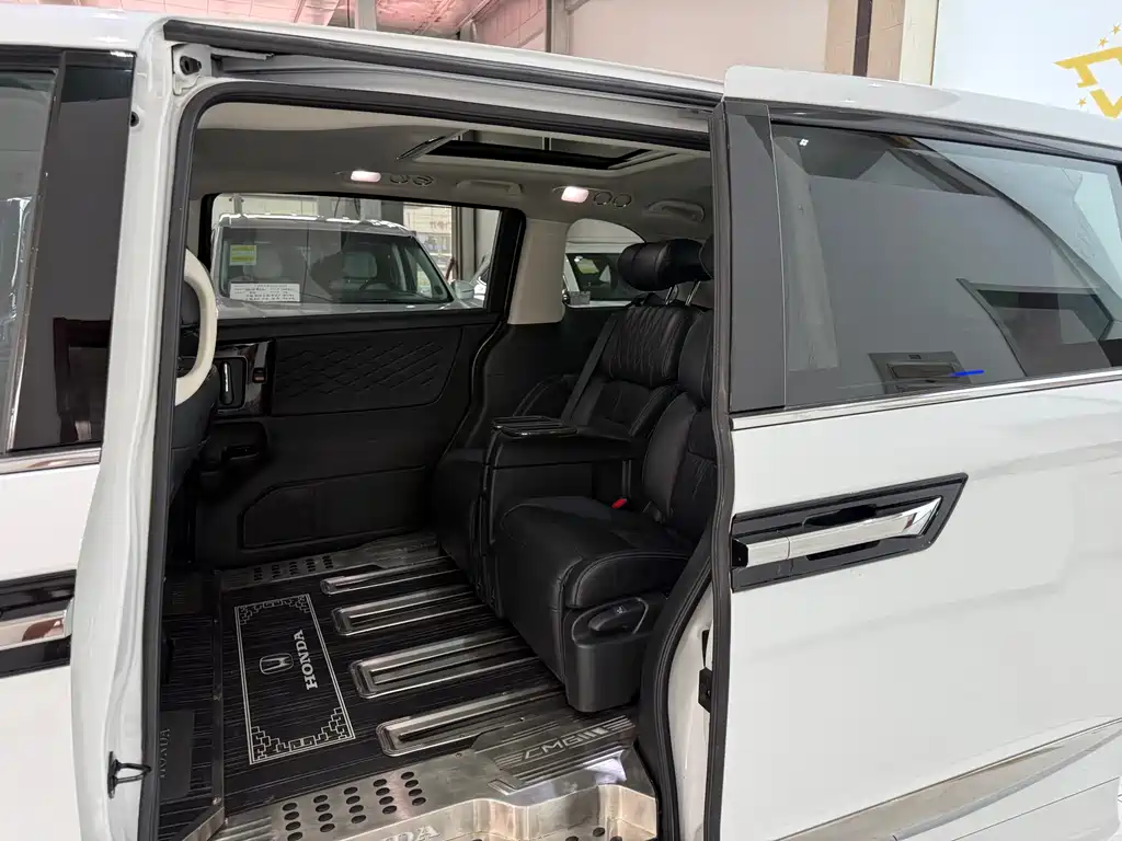 Alison 2019 2.0L Hybrid Deluxe Edition купить на сайте DeffCars