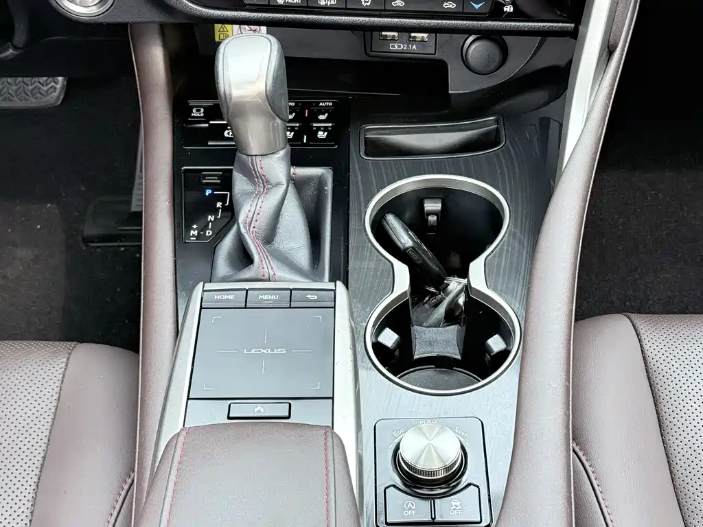 Lexus RX 2020 300 four-wheel drive elegant version National V купить на сайте DeffCars