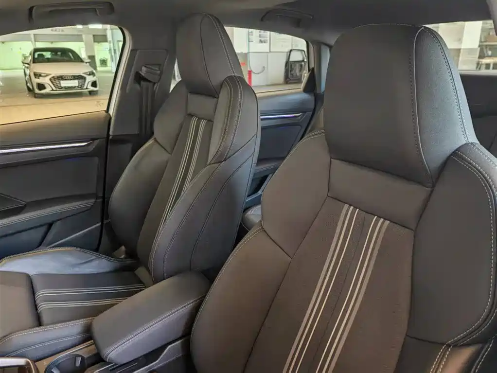 Audi A3 2024 A3L Limousine 35 TFSI Fashionable and Sporty купить на сайте DeffCars