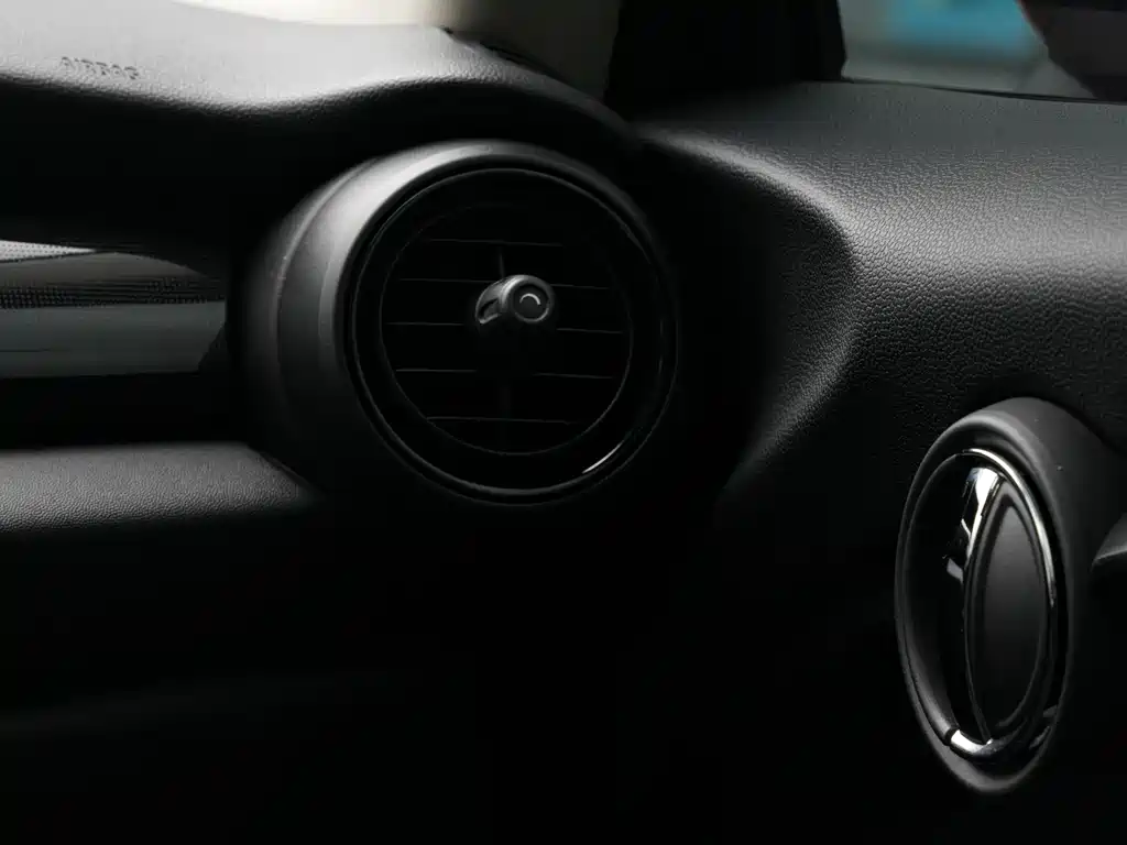 MINI 2020 1.5T COOPER Artist купить на сайте DeffCars