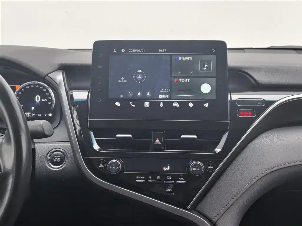 Camry 2023 2.5G Deluxe Edition купить на сайте DeffCars
