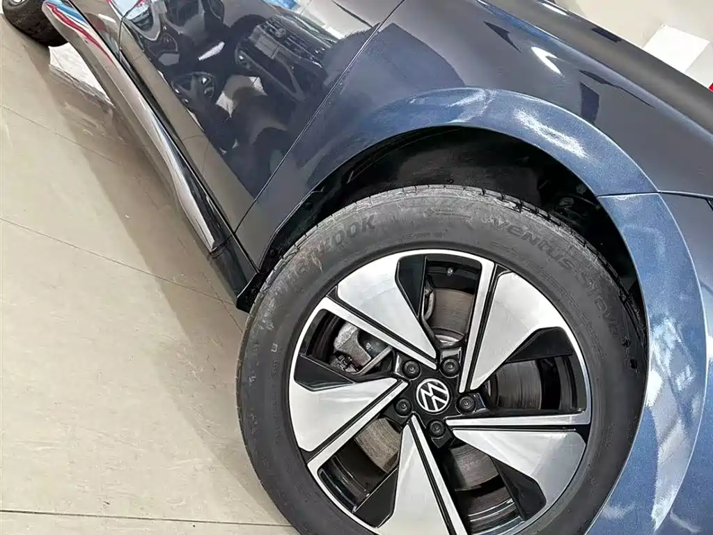 Volkswagen ID.7 VIZZION 2024 AIR купить на сайте DeffCars