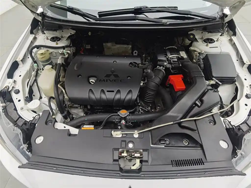 Yishen 2015 1.8L CVT Premium Edition National V купить на сайте DeffCars