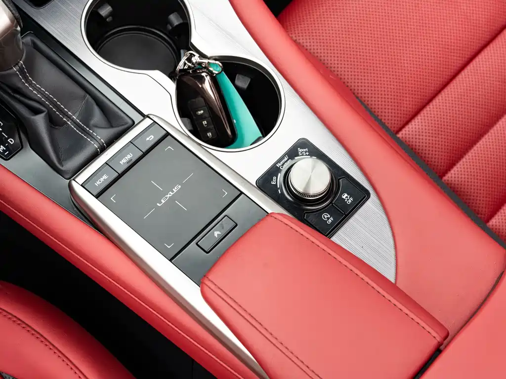 Lexus RX 2020 300 four-wheel drive F SPORT National VI купить на сайте DeffCars