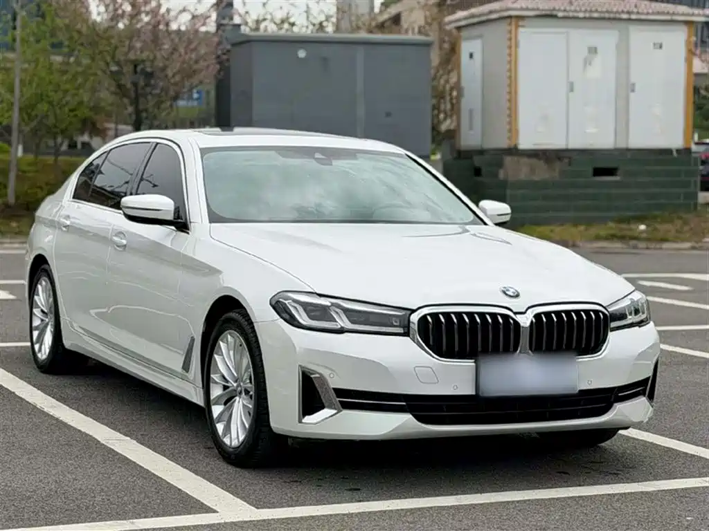 BMW 5 Series 2022 facelift 525Li luxury package купить на сайте DeffCars