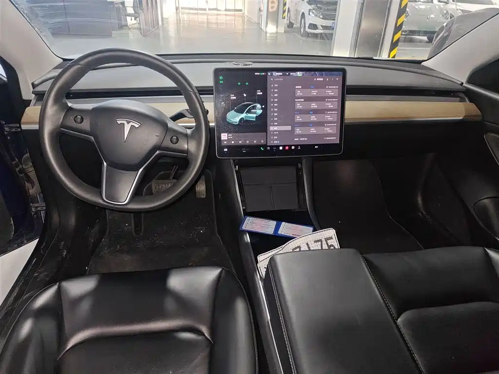 Model 3 2020 long-range rear-wheel drive version купить на сайте DeffCars