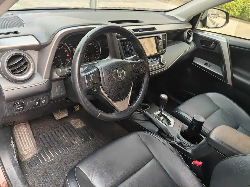 RAV4 Rongfang 2018 2.5L automatic four-wheel drive Elite i version купить на сайте DeffCars