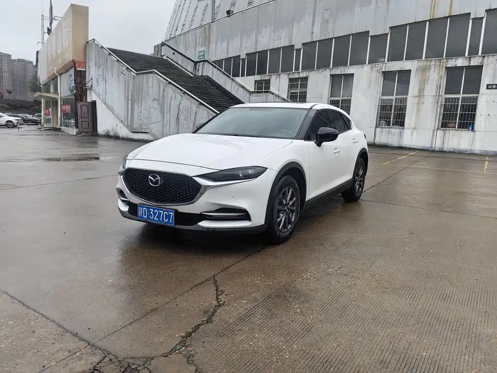 Mazda CX-4 2021 2.0L automatic two-wheel drive Blue Sky Explorer Edition купить на сайте DeffCars