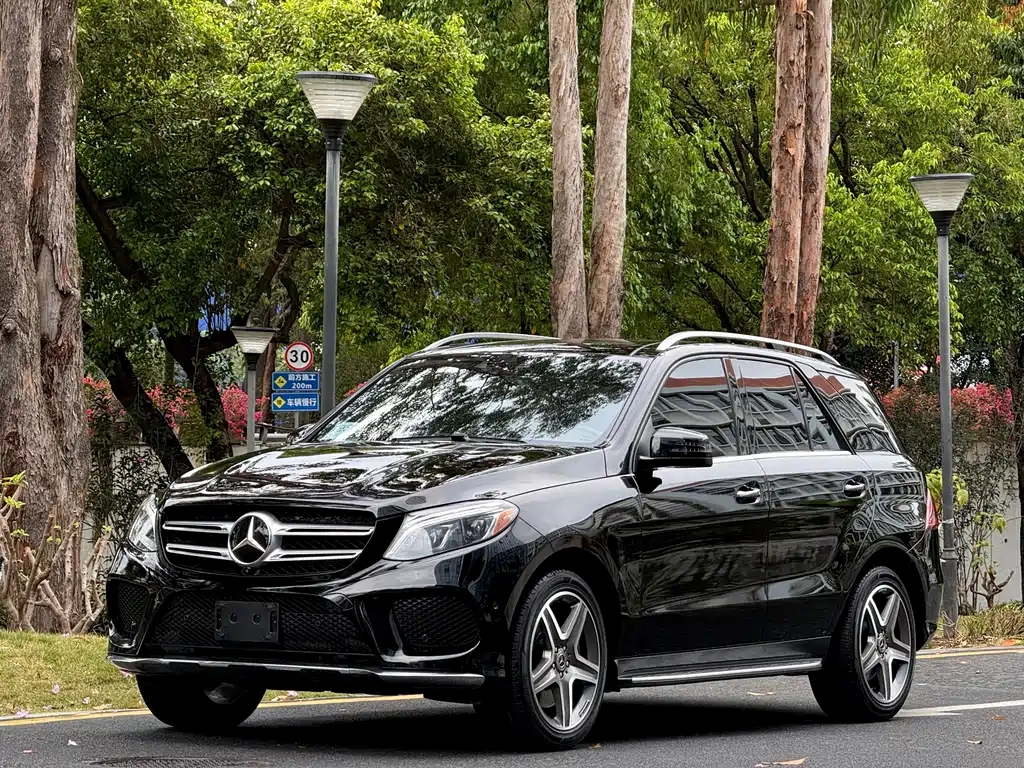 Mercedes-Benz GLE 2018 GLE 400 4MATIC Collection Edition купить на сайте DeffCars