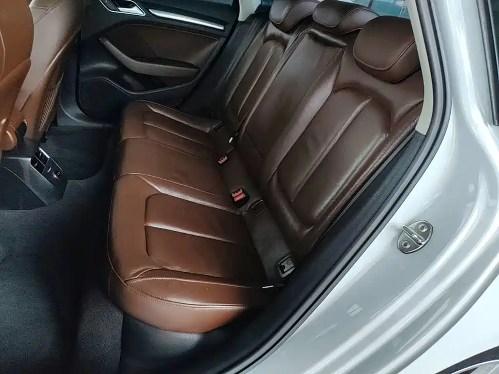 Audi A3 2016 Limousine 35 TFSI Fashion купить на сайте DeffCars