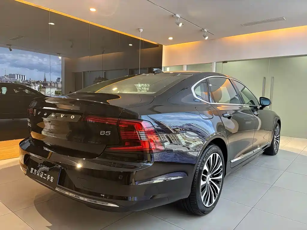 Volvo S90 2025 B5 Zhiyi Luxury Edition купить на сайте DeffCars