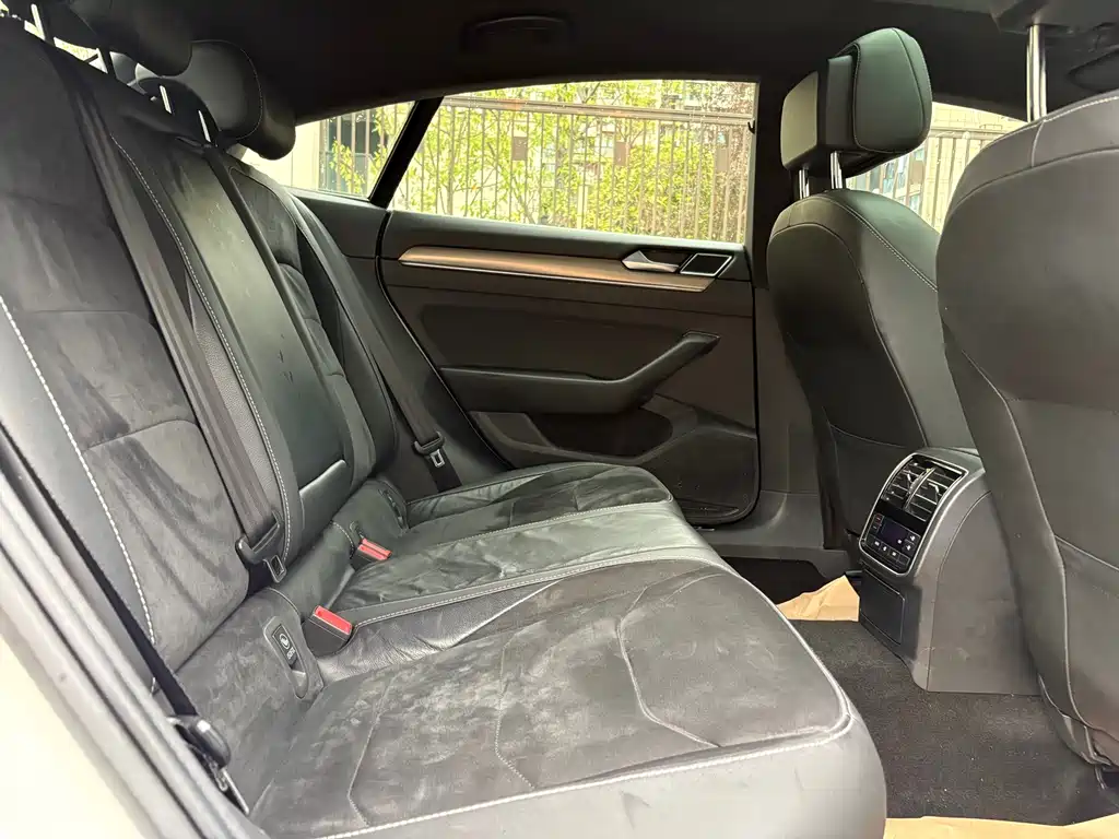 FAW-Volkswagen CC 2019 330TSI Huayan Edition National VI купить на сайте DeffCars