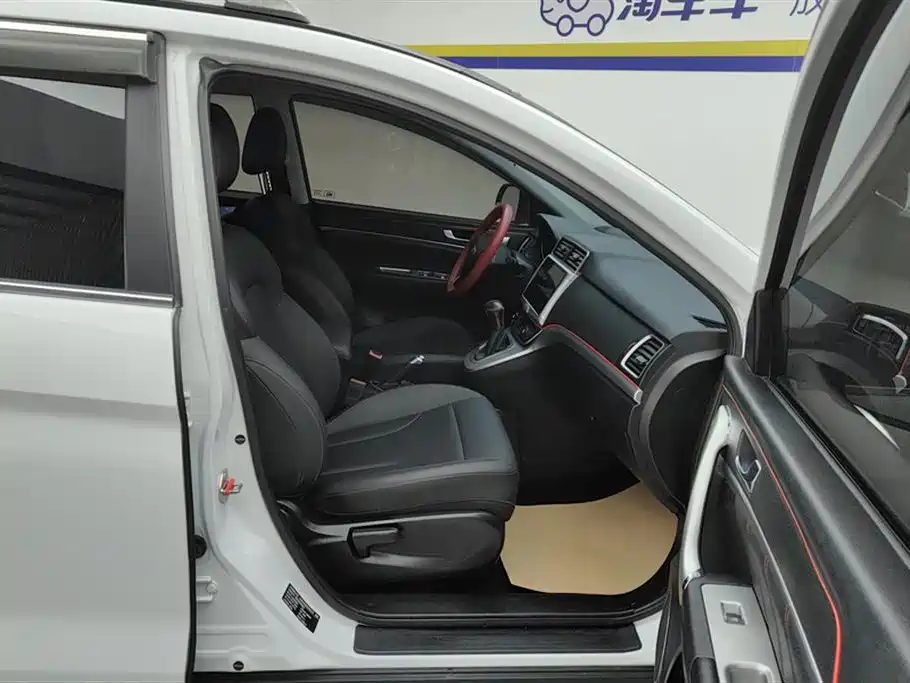 Haval M6 2019 1.5T DCT two-wheel drive value version National VI купить на сайте DeffCars