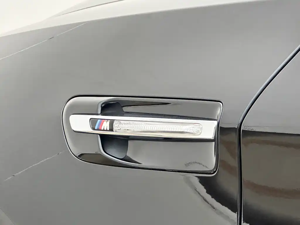 BMW X6 M 2013 X6 M купить на сайте DeffCars