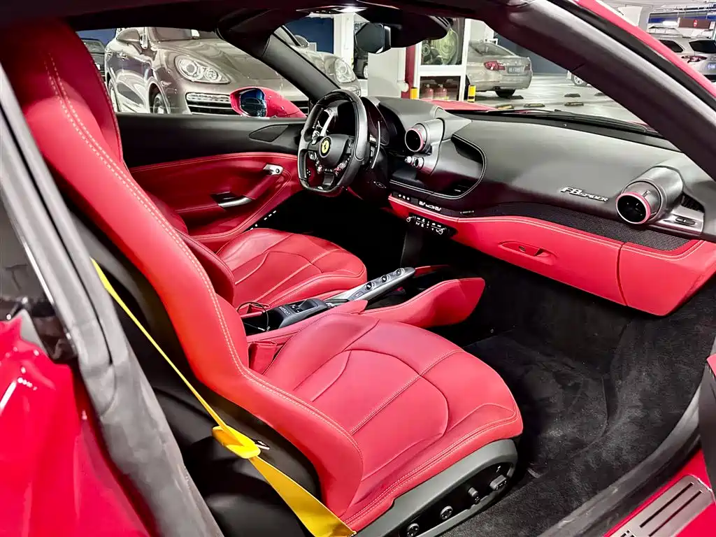 Ferrari F8 2020 Spider 3.9T V8 купить на сайте DeffCars