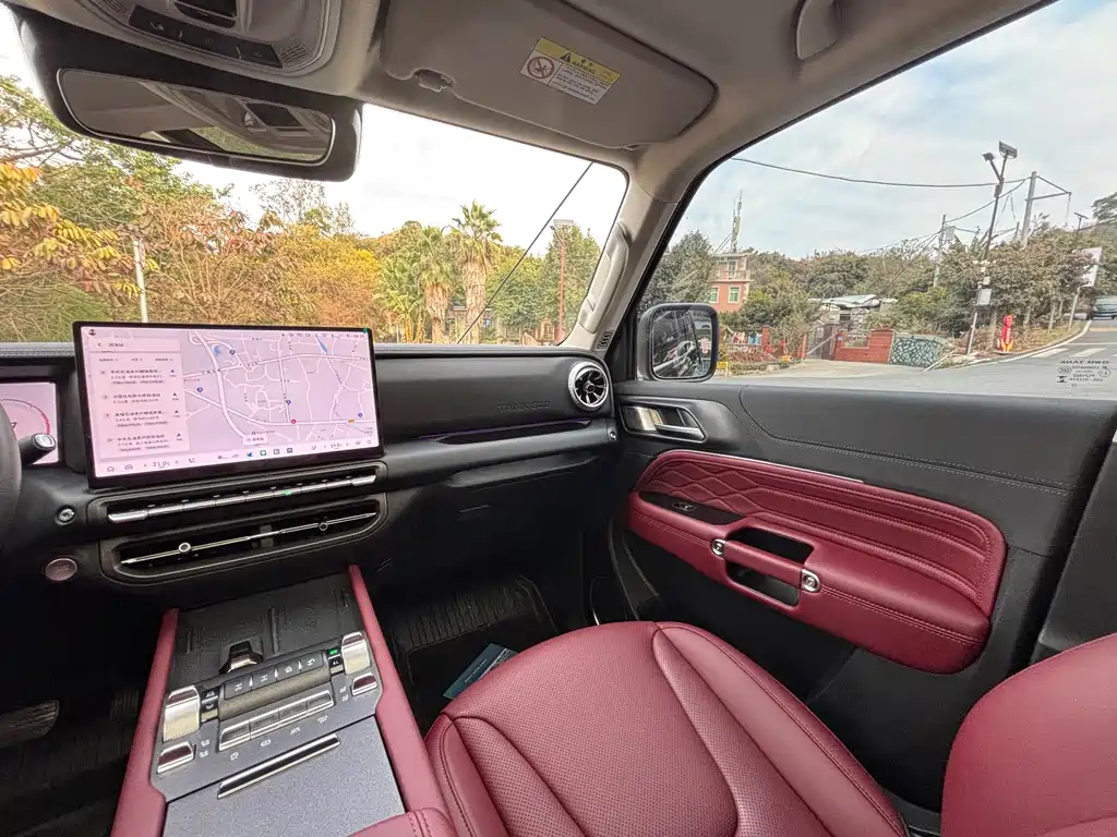 Tank 300 2025 2.4T diesel version купить на сайте DeffCars