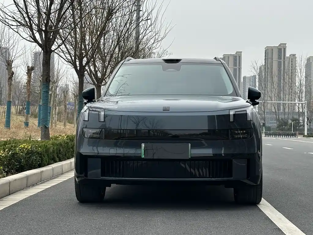 Lynk & Co 900 2025 2.0T Ultra купить на сайте DeffCars