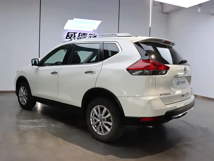 X-Trail 2017 2.0L CVT Comfort Edition 2WD купить на сайте DeffCars