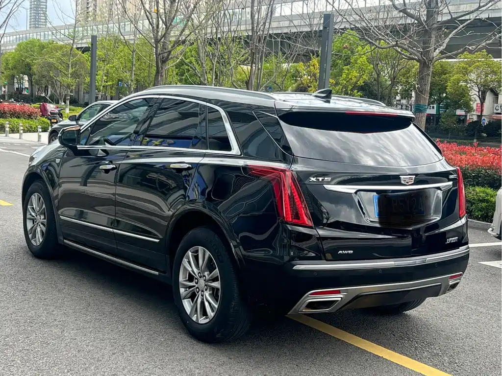 Cadillac XT5 2021款 2.0T 两驱豪华型 купить на сайте DeffCars