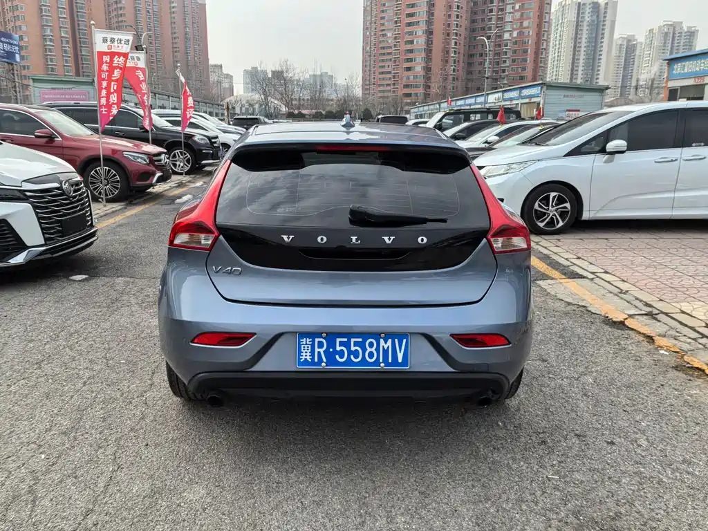 Volvo V40 2018 T3 Zhiya Edition купить на сайте DeffCars