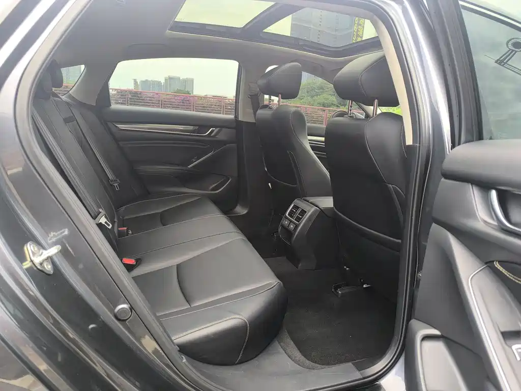 Accord 2022 260TURBO Magic Night Premium Edition купить на сайте DeffCars