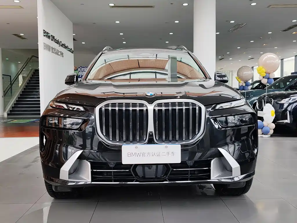BMW X7 2024 xDrive40i Leading Luxury Package купить на сайте DeffCars