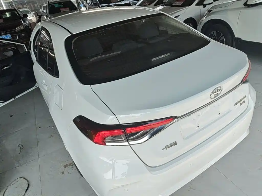 Corolla 2019 1.2T S-CVT GL Pioneer Edition купить на сайте DeffCars