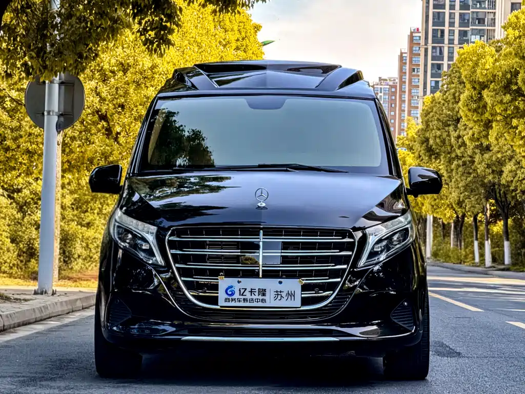 Vito 2023 2.0T Business Edition 7 seats купить на сайте DeffCars