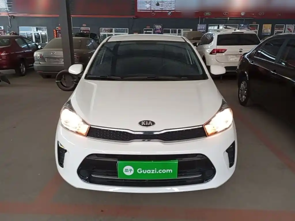 Huanchi 2017 1.4L Manual Fashion Edition Smart купить на сайте DeffCars