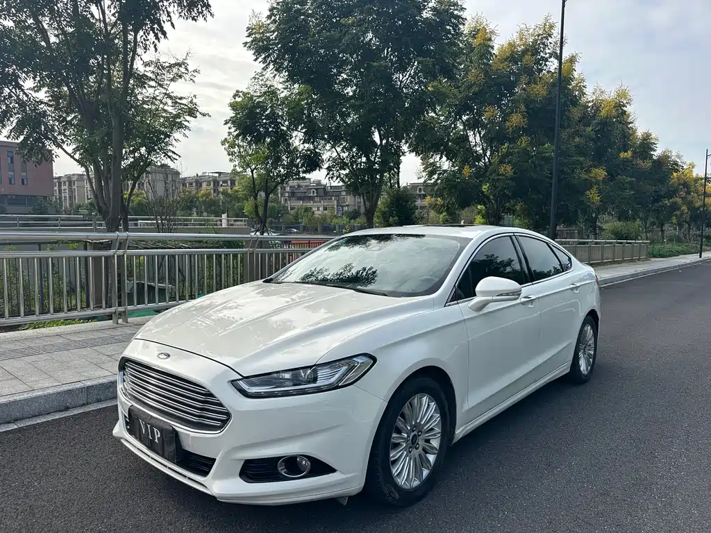 Mondeo 2013 2.0L GTDi200 luxury model купить на сайте DeffCars