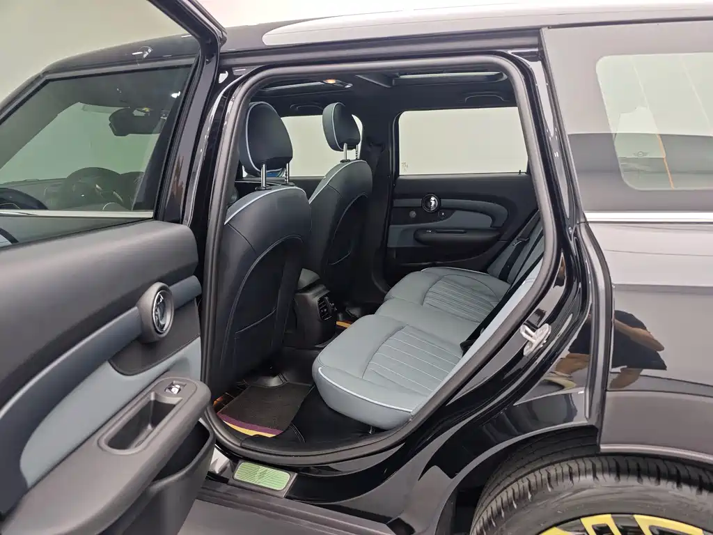 MINI CLUBMAN 2023 2.0T COOPER S Free Special Edition купить на сайте DeffCars