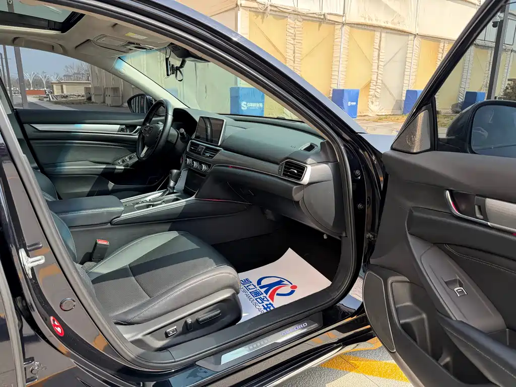 Accord 2021 260TURBO Luxury Starry Sky Limited Edition купить на сайте DeffCars