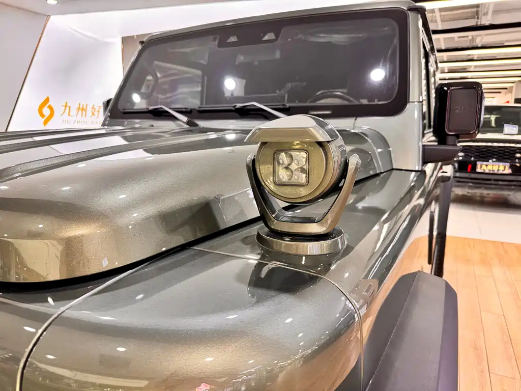 212 T01 2024 2.0T Explorer купить на сайте DeffCars