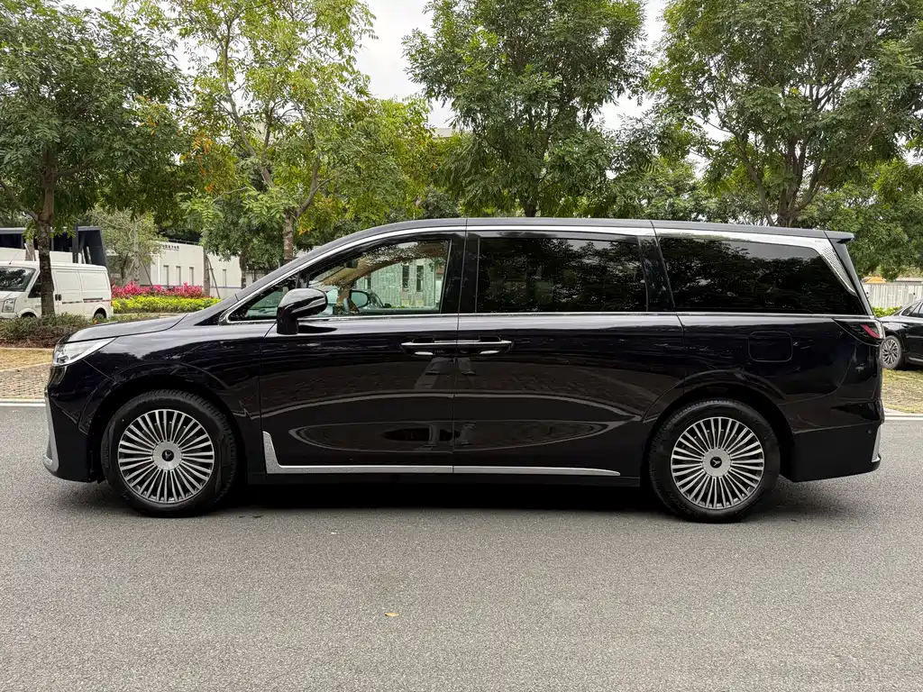 Lantu Dreamer 2025 PHEV four-wheel drive flagship Kunpeng version купить на сайте DeffCars