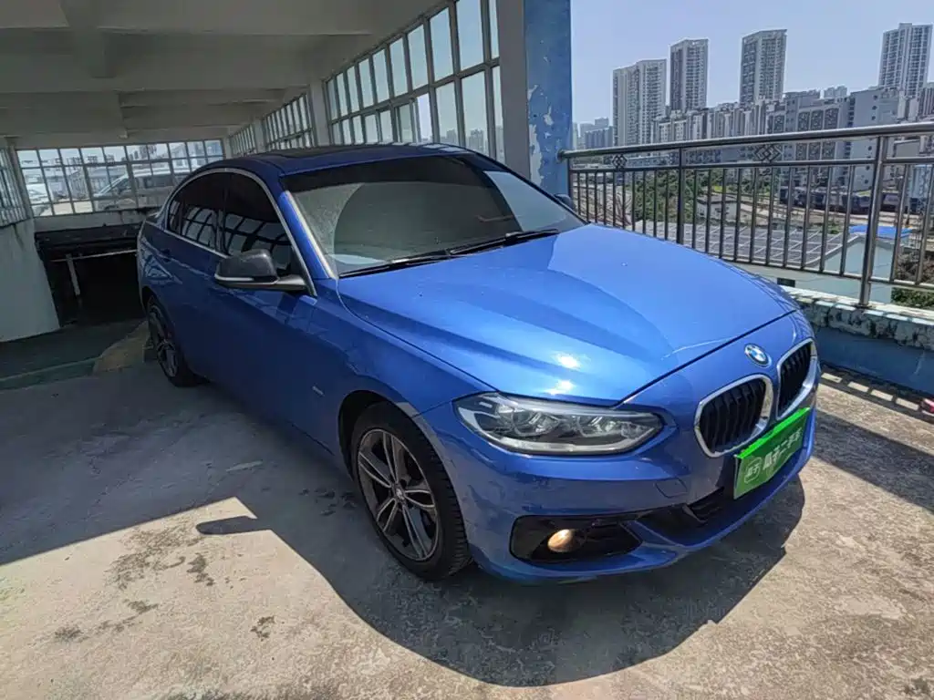 BMW 1 Series 2017 118i Sports купить на сайте DeffCars