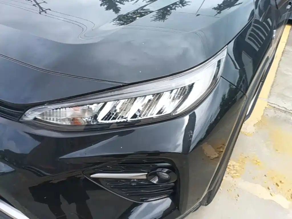 Wilanda 2022 dual engine 2.5L E-CVT two-wheel drive luxury PLUS version купить на сайте DeffCars