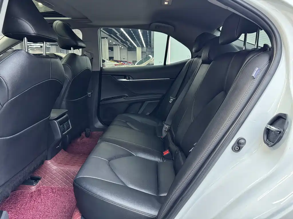 Camry 2021 2.0G Deluxe Edition купить на сайте DeffCars