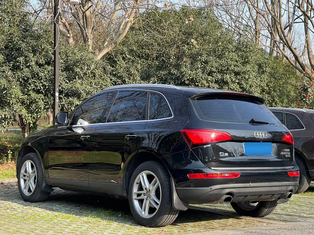 Audi Q5 2017 40 TFSI Technology купить на сайте DeffCars