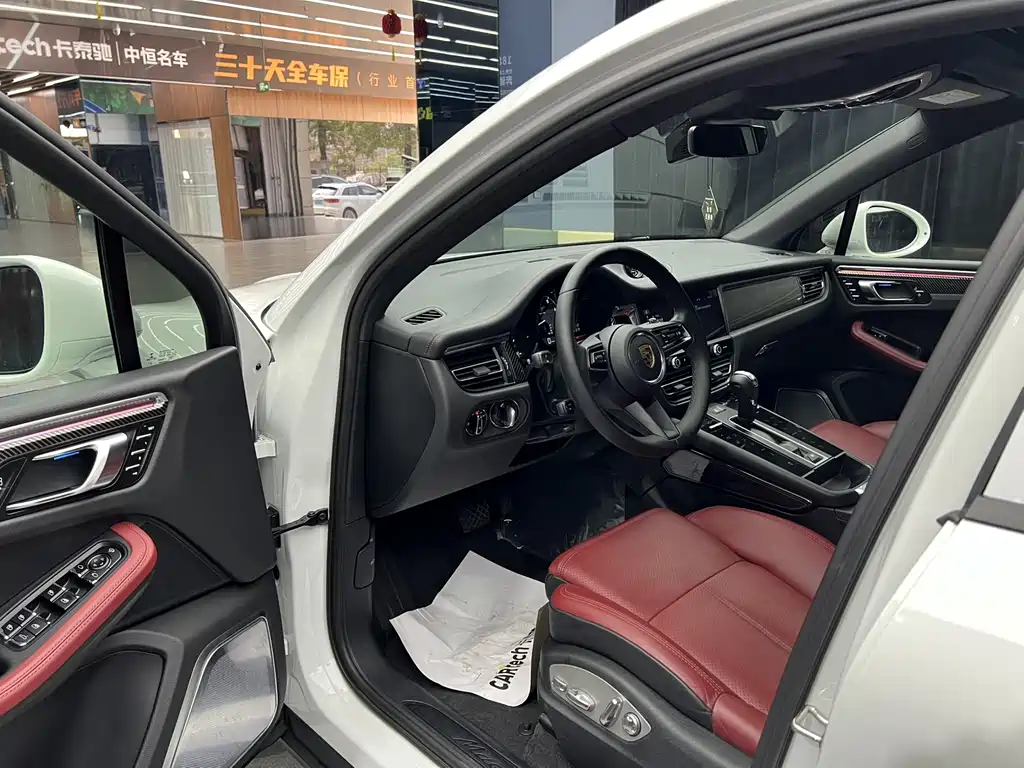 Macan 2023 Macan 2.0T купить на сайте DeffCars