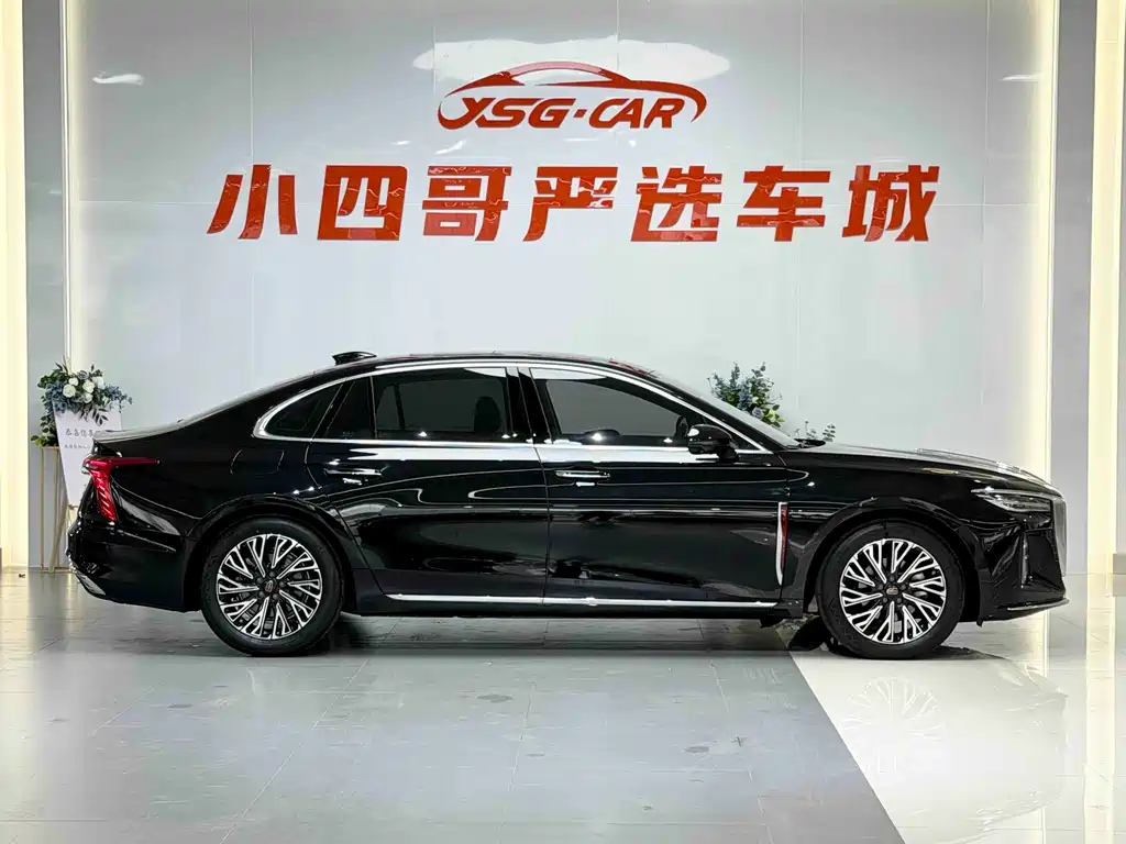 Hongqi H5 2024 2.0T Automatic Zhilianqichang Edition купить на сайте DeffCars