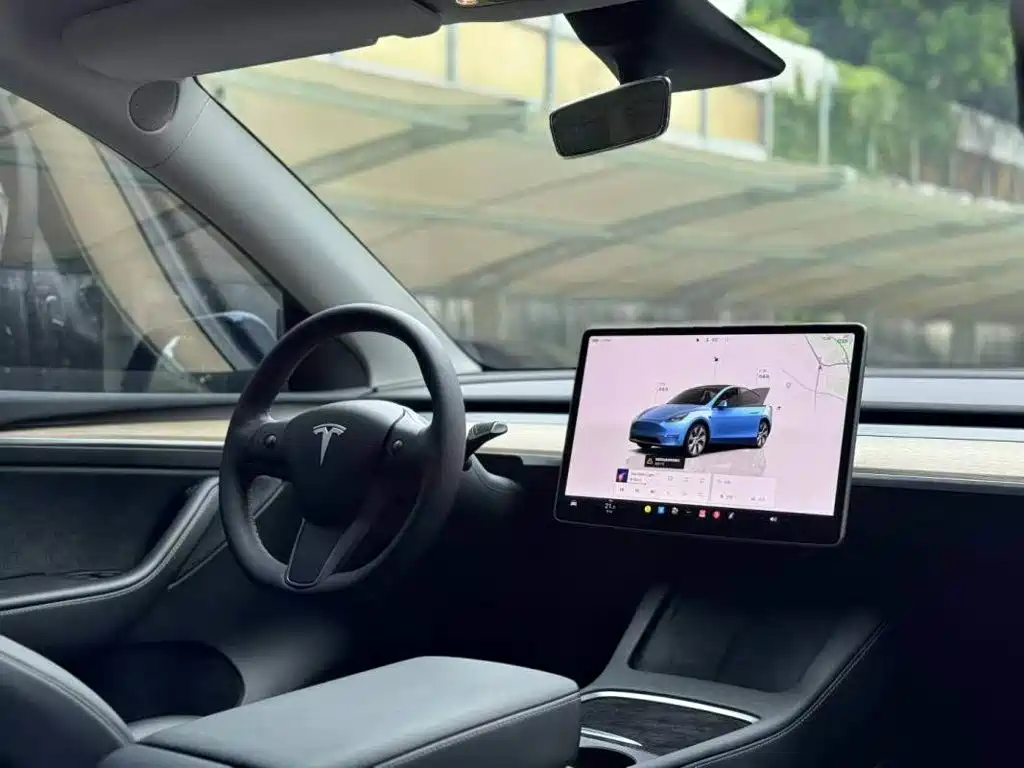 Model Y 2022 facelift rear-wheel drive version купить на сайте DeffCars