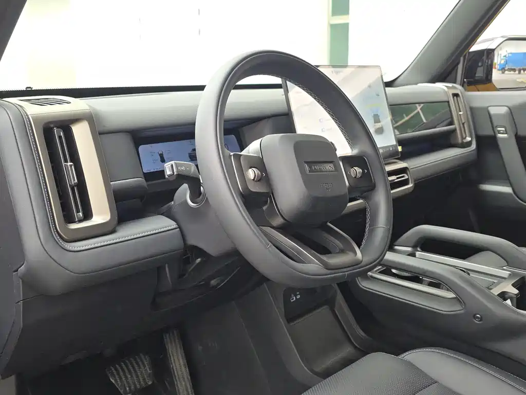 Fengyun X3L 2025 205 four-wheel drive high-energy version купить на сайте DeffCars
