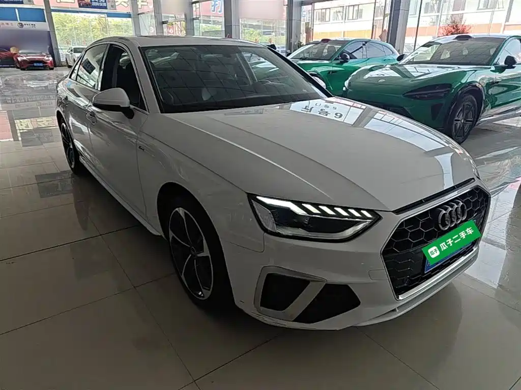Audi A4L 2024 40 TFSI Fashionable and Dynamic купить на сайте DeffCars