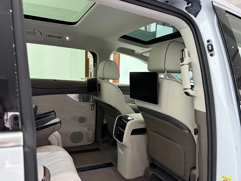 Denza D9 2022 DM-i 970 four-wheel drive premium model купить на сайте DeffCars