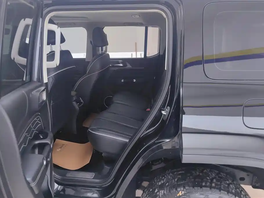 Tank 300 2023 Off-Road Version 2.0T Conqueror купить на сайте DeffCars