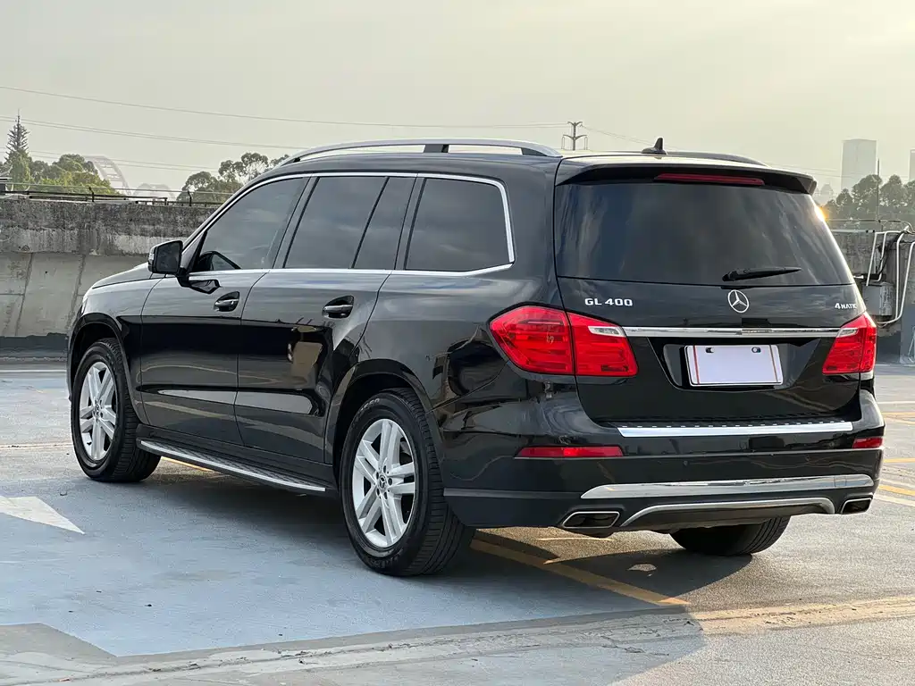 Mercedes-Benz GL Class 2015 GL 400 4MATIC Dynamic купить на сайте DeffCars