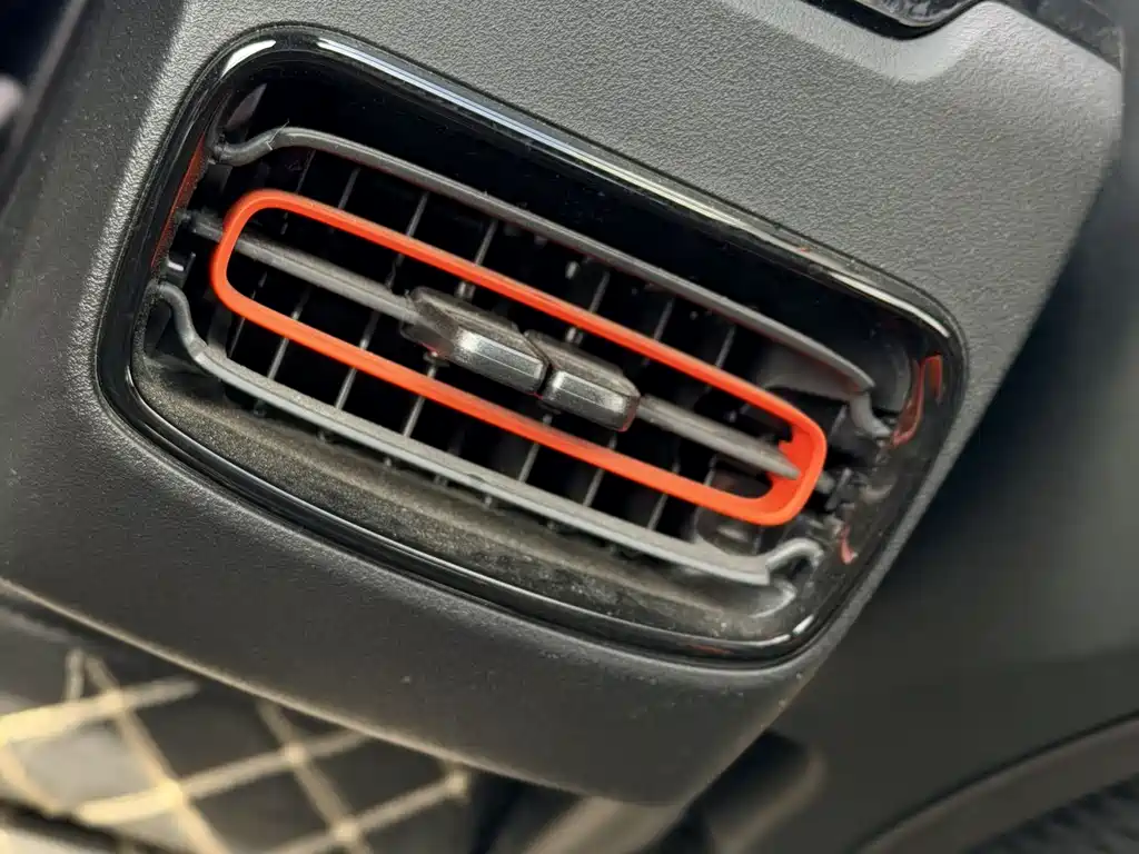 Lynk & Co 02 Hatchback 2021 2.0TD Halo Driving Control Kit Edition купить на сайте DeffCars