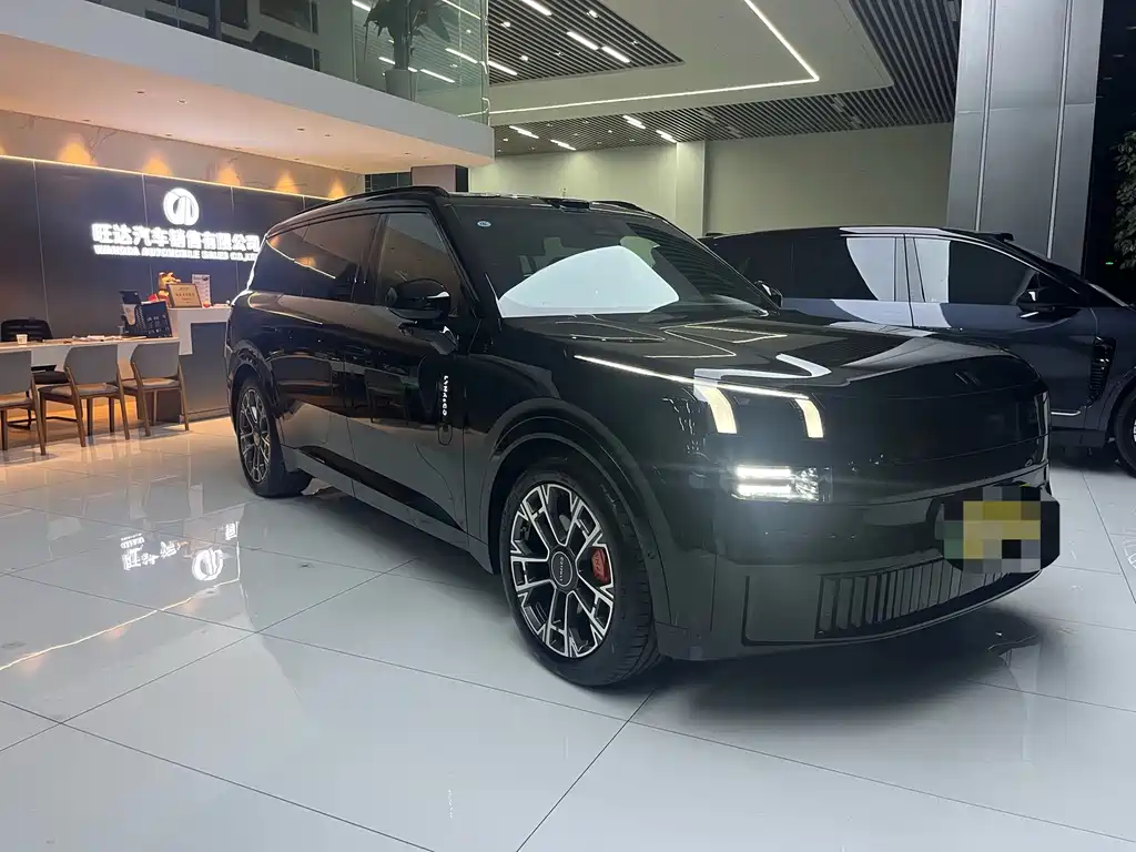 Lynk & Co 900 2025 2.0T Ultra 6-seater купить на сайте DeffCars